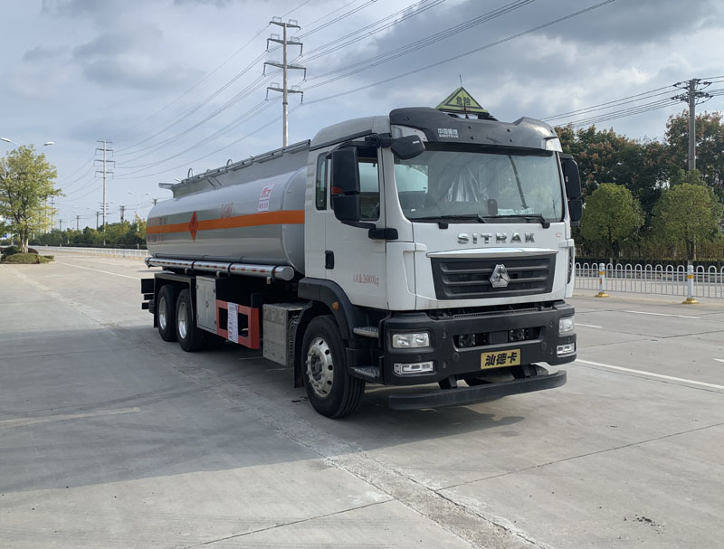 楚飛牌CLQ5260GYY6ZZ運(yùn)油車公告圖片