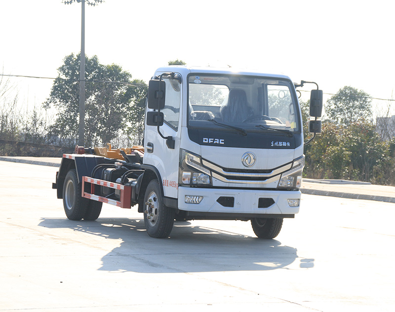 凱力風(fēng)牌KLF5042ZXXE6車(chē)廂可卸式垃圾車(chē)公告圖片