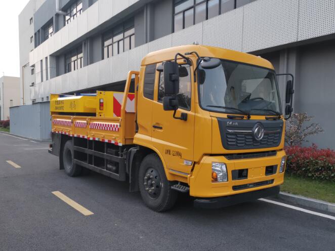 靖马牌JMA5120TFZ防撞缓冲车公告图片