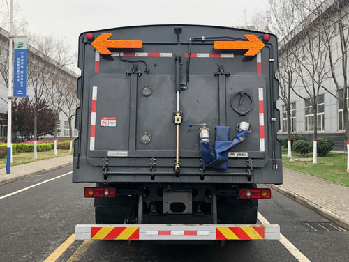 宇通牌YTZ5181TSLD0BEV純電動(dòng)掃路車(chē)公告圖片