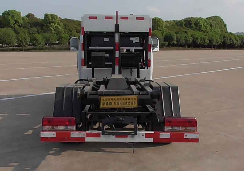 華通牌HCQ5040ZXXEQBEVCS純電動(dòng)車廂可卸式垃圾車公告圖片