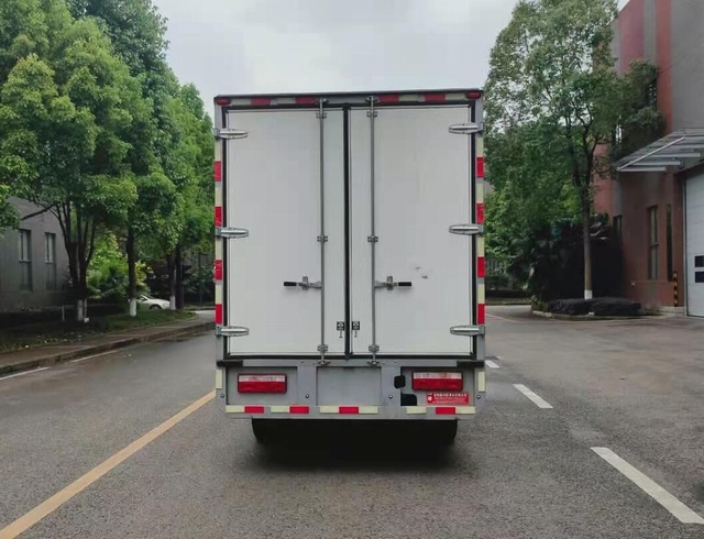 遠(yuǎn)程牌DNC5047XXYBEVM2純電動(dòng)廂式運(yùn)輸車公告圖片