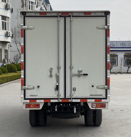 福田牌BJ5035XXY4JV5-06廂式運(yùn)輸車(chē)公告圖片