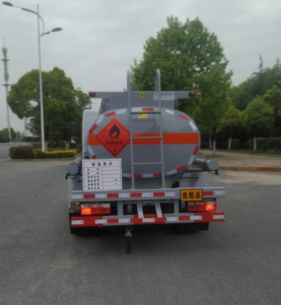 新東日牌YZR5075GYYE6運油車公告圖片