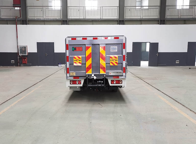 中汽牌ZQZ5033CTYBEV純電動(dòng)桶裝垃圾運(yùn)輸車公告圖片