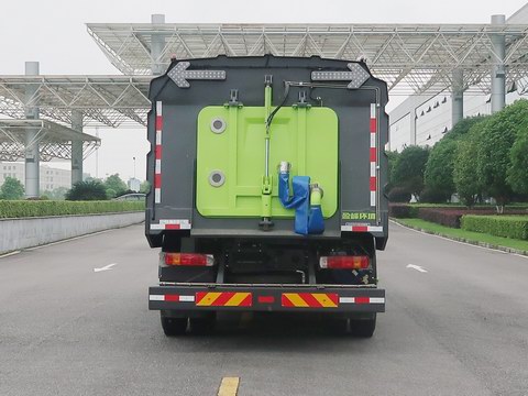 中聯(lián)牌ZBH5180TXSBJE6洗掃車公告圖片