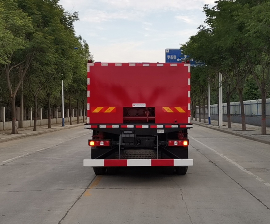 鄖凱牌EYK5210TYL70壓裂車公告圖片