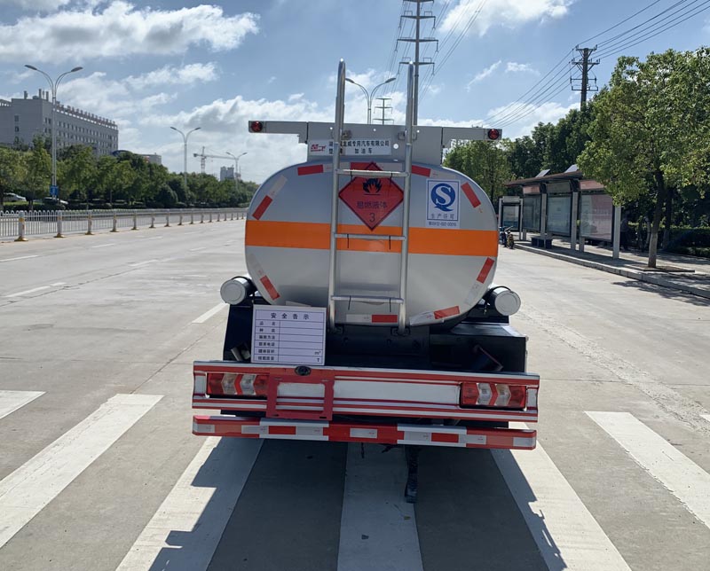 楚飛牌CLQ5071GJY6HFC加油車公告圖片