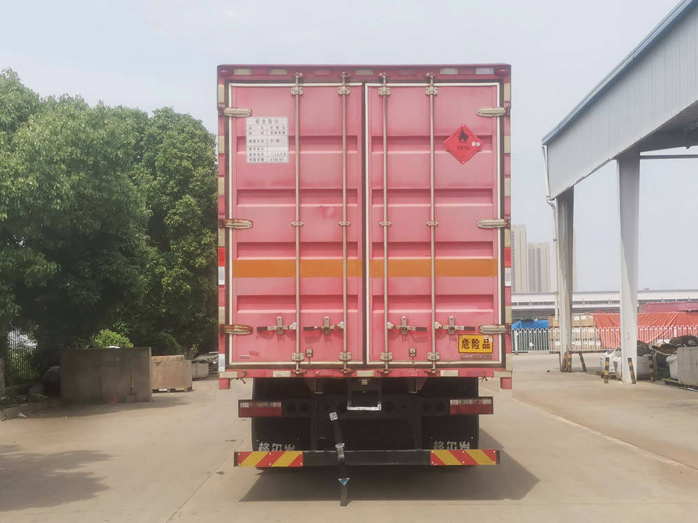 江淮牌HFC5181XRQP2K3A50S易燃氣體廂式運輸車公告圖片