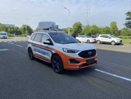 指挥车