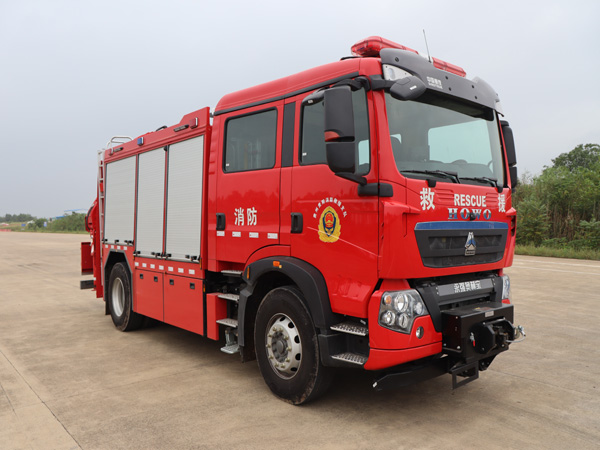 RY5140TXFJY140/01型抢险救援消防车图片