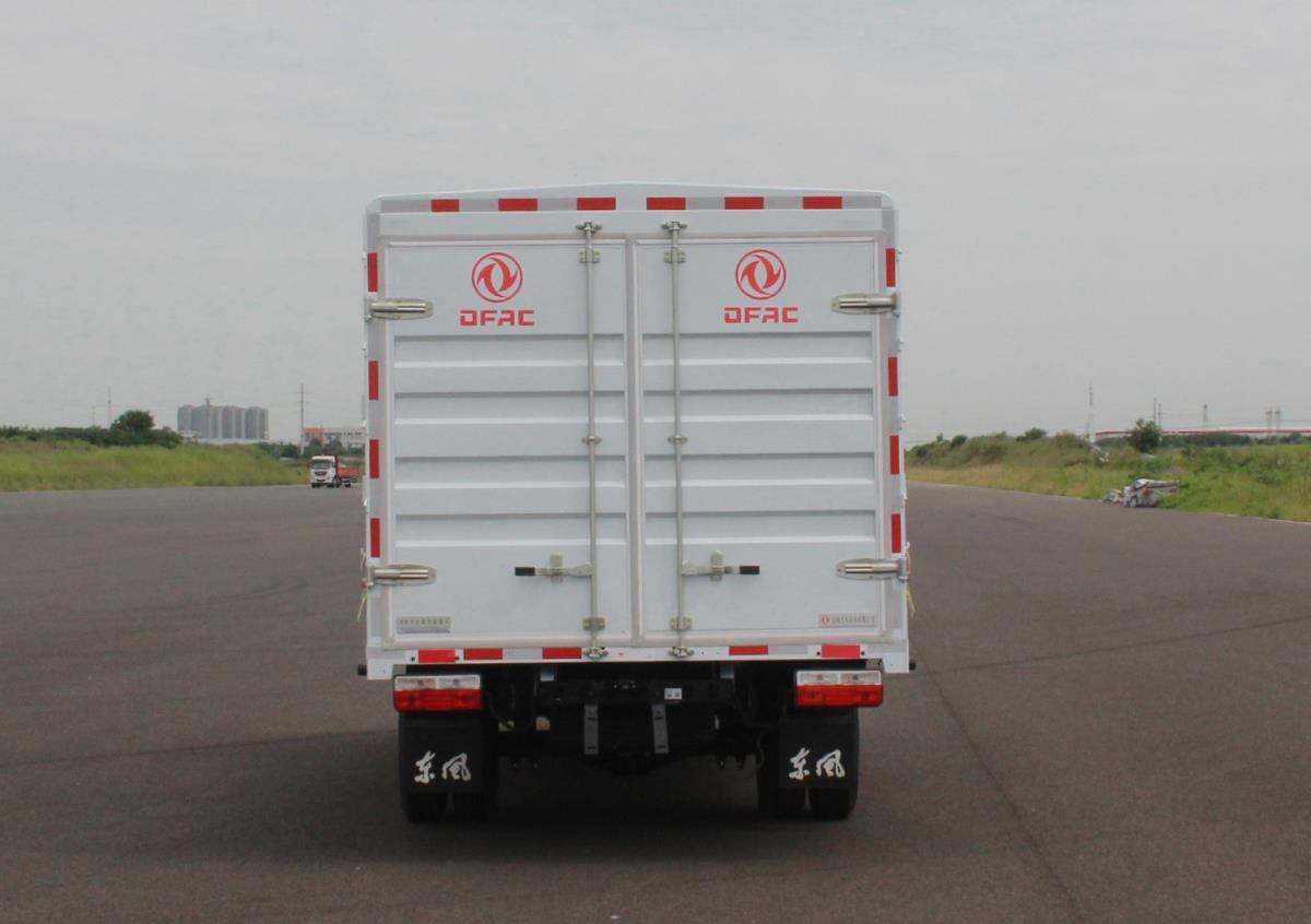東風(fēng)牌EQ5030CCY26QDAC倉(cāng)柵式運(yùn)輸車公告圖片