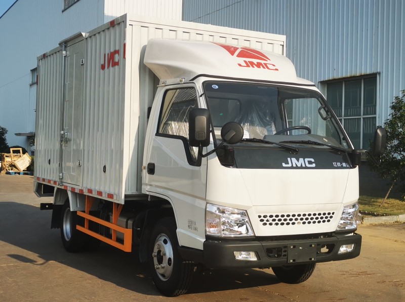 江鈴牌JX5041XXYTCK26廂式運(yùn)輸車(chē)公告圖片