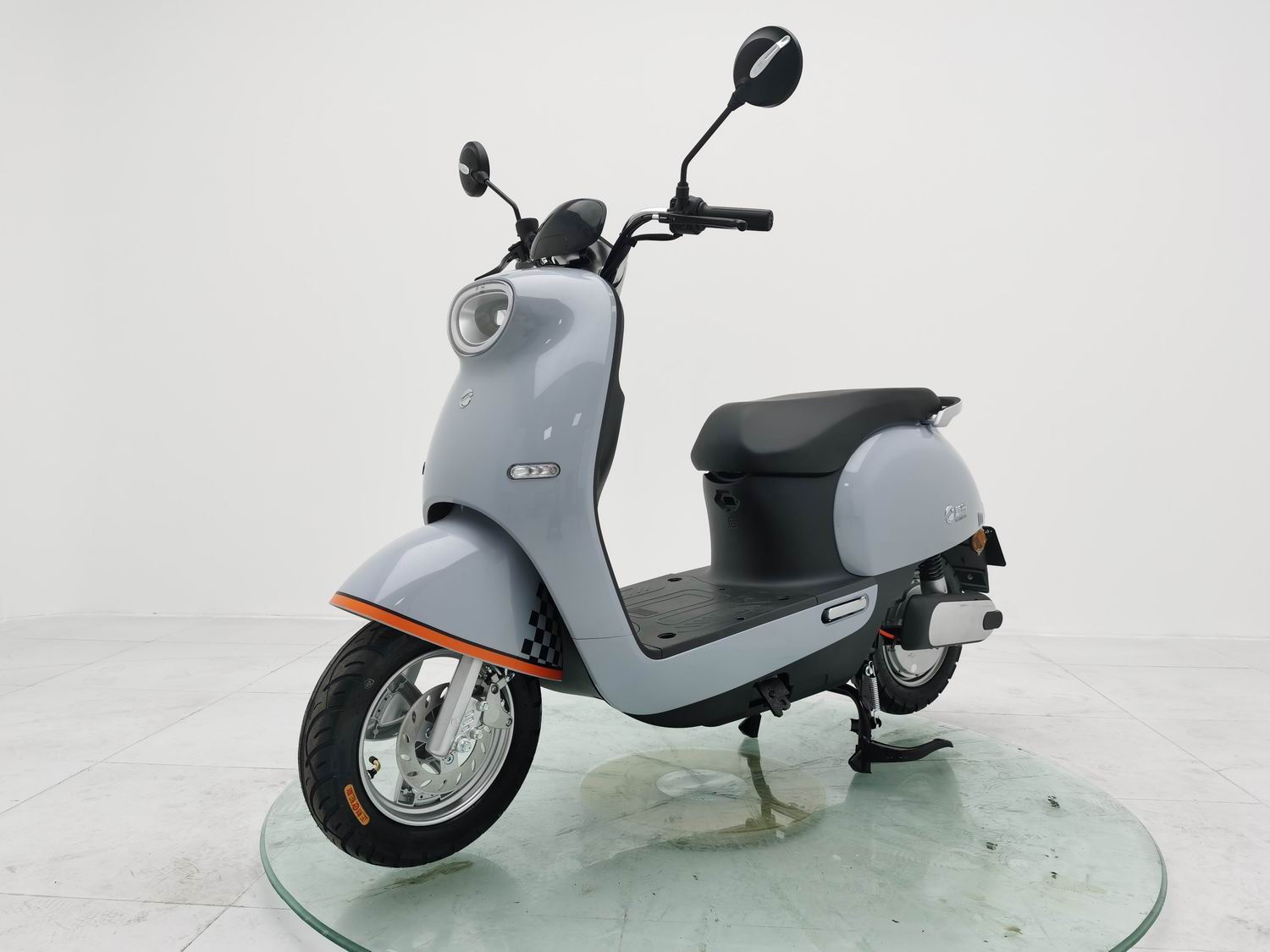 新蕾牌XL1200DT-2A电动两轮摩托车公告图片