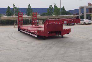 低平板半挂车