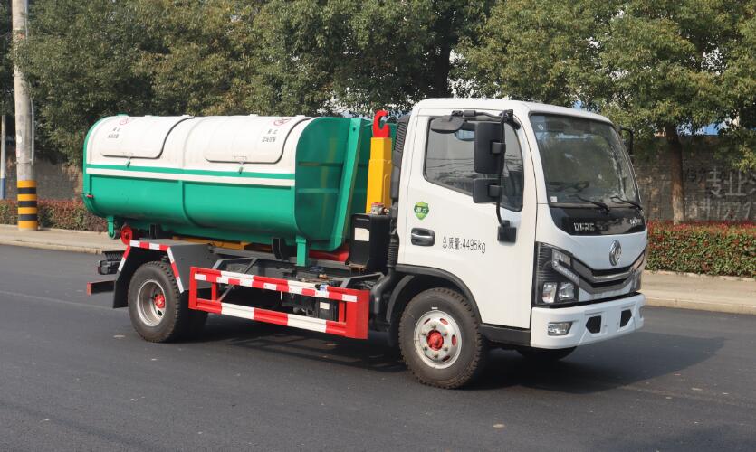 中汽力威牌HLW5043ZXX6EQ車廂可卸式垃圾車公告圖片