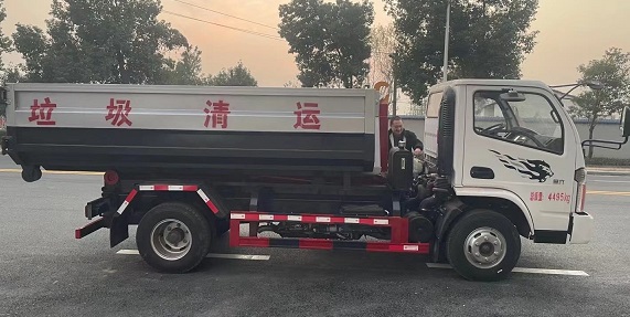 程力威牌CLW5041ZXX6YJ車廂可卸式垃圾車公告圖片