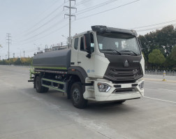 绿化喷洒车