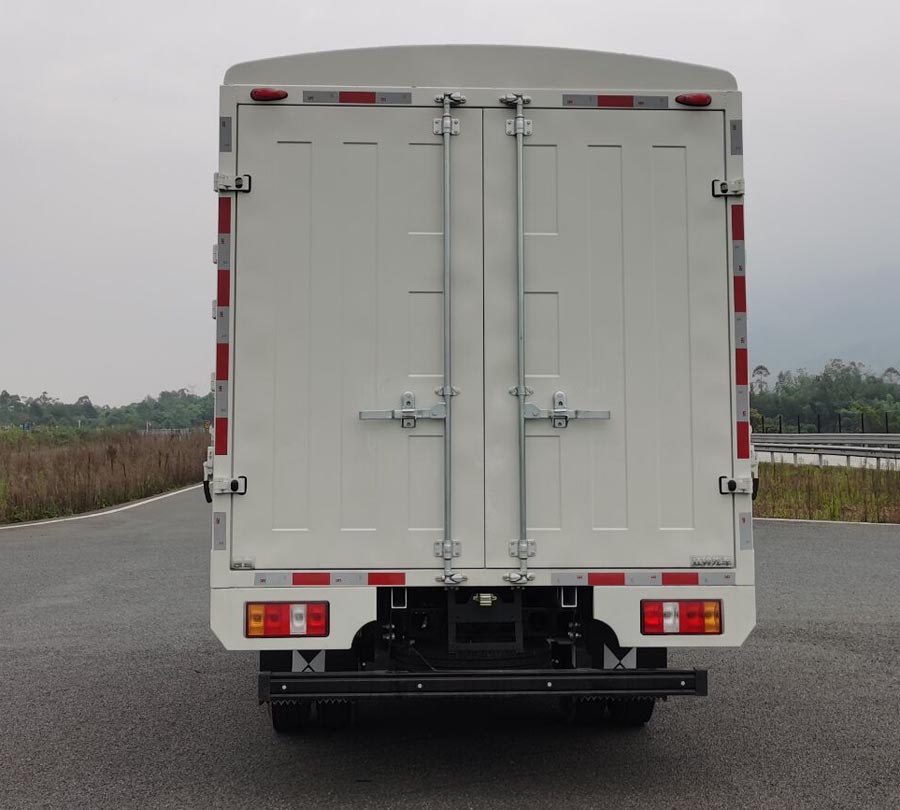 江鈴牌JX5040CCYTCA26倉柵式運輸車公告圖片