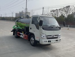 吸污车