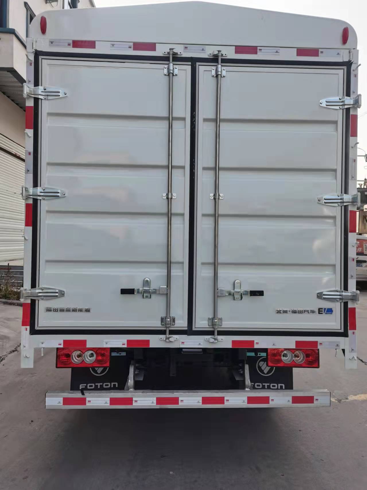 福田牌BJ5045CCYEVK純電動倉柵式運輸車公告圖片