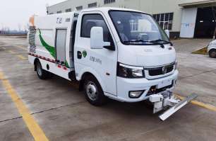 路面养护车