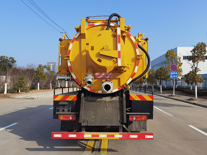 龍牧雙星牌LMX5146GQWEQ6清洗吸污車公告圖片