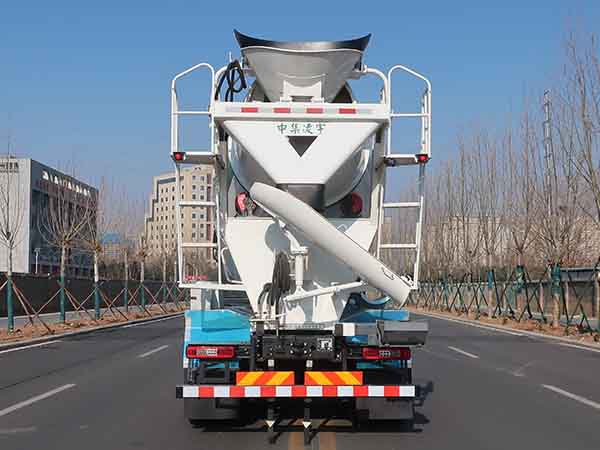 凌宇牌CLY5311GJB30BEV換電式純電動混凝土攪拌運輸車公告圖片