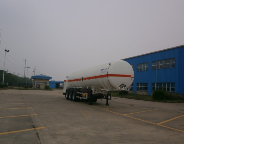 查特牌12.1米29吨3轴低温液体运输半挂车(CTZ9408GDY)