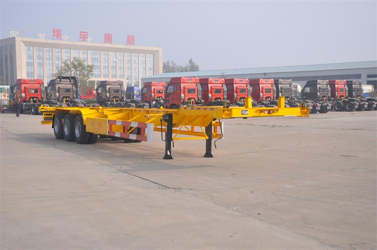 华宇达牌14米35吨3轴集装箱运输半挂车(LHY9400TJZ)