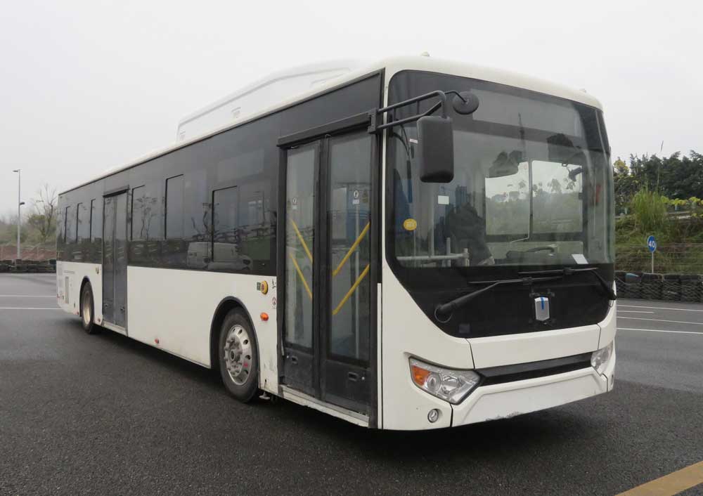 远程牌12米21-46座纯电动低入口城市客车(JHC6120BEVG7)