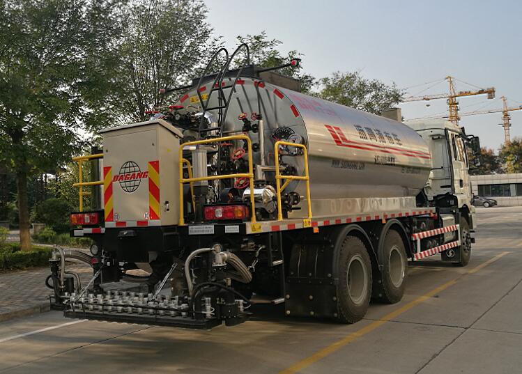 達剛牌DGL5250GLQ-126瀝青灑布車公告圖片