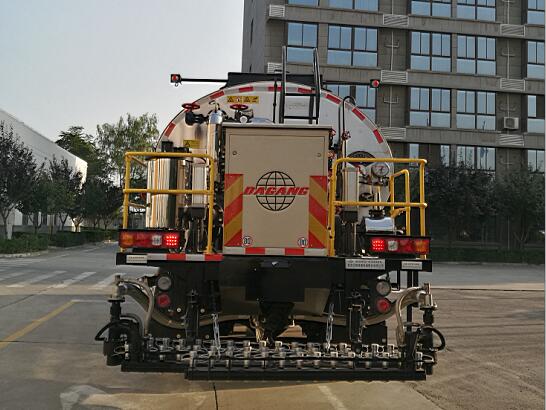 達剛牌DGL5250GLQ-126瀝青灑布車公告圖片