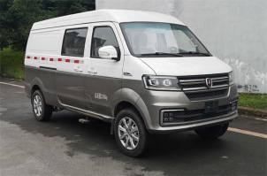 厢式运输车