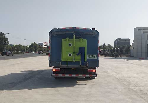 華威馳樂(lè)牌SGZ5129TXSEQ6洗掃車(chē)公告圖片