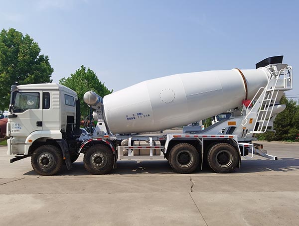 唐鴻重工牌XT5313GJBSXF14混凝土攪拌運輸車公告圖片