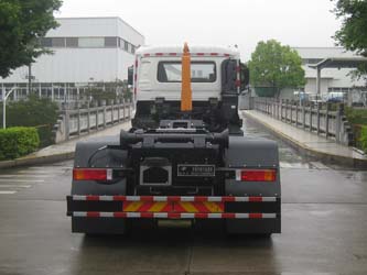 福龍馬牌FLM5251ZXXDF6車廂可卸式垃圾車公告圖片