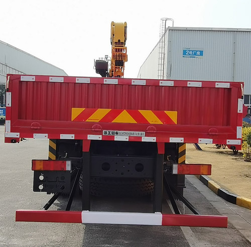 徐工牌XGS5259JSQD6隨車起重運(yùn)輸車公告圖片