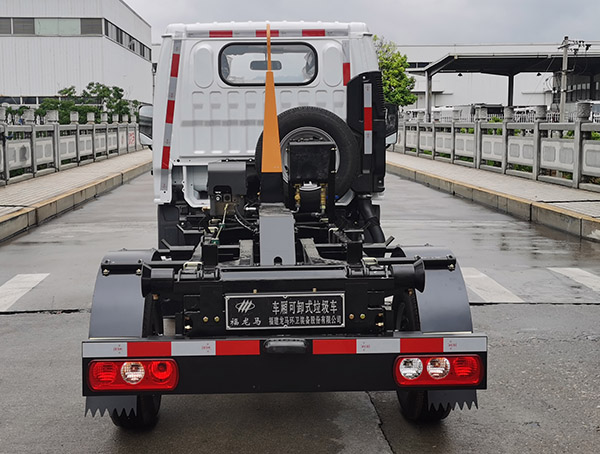 福龍馬牌FLM5030ZXXNJ6車廂可卸式垃圾車公告圖片
