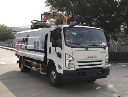 绿化综合养护车