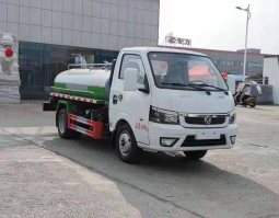 吸粪车