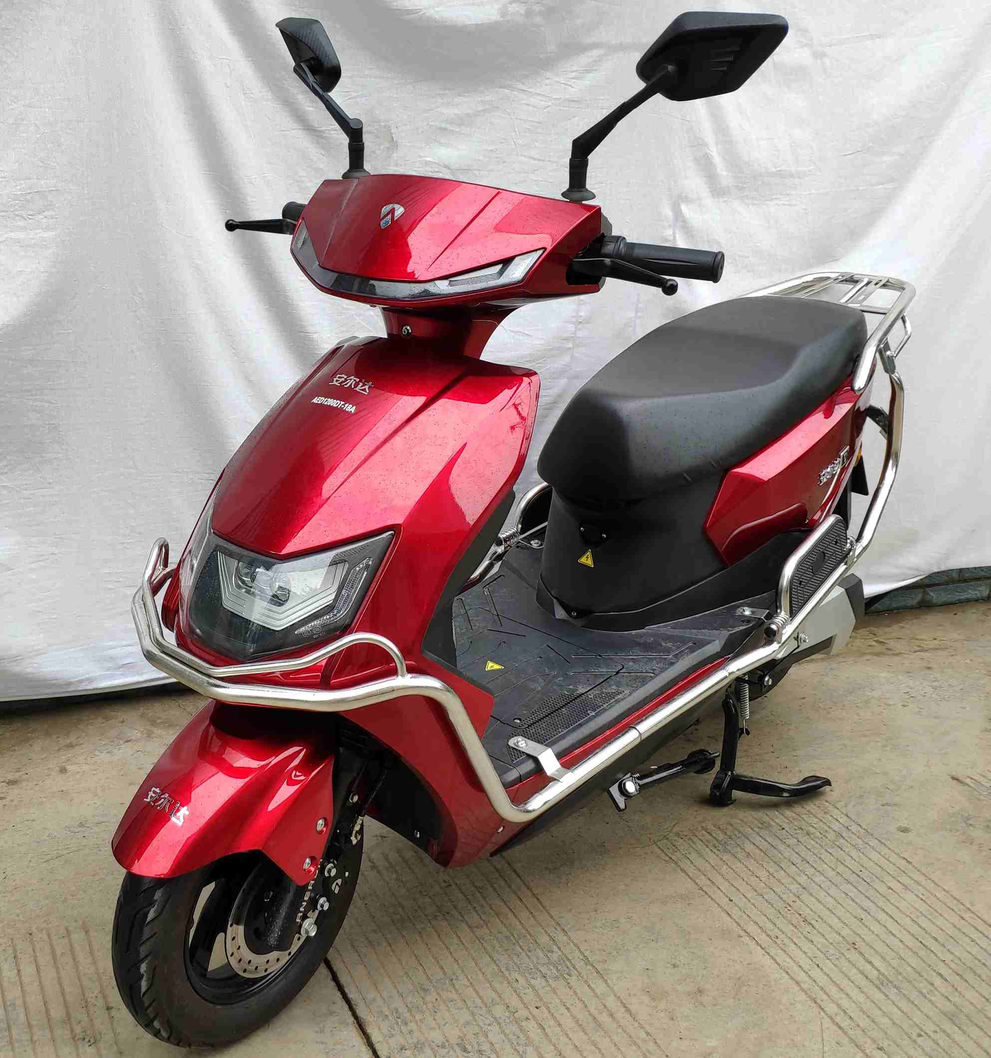 安尔达牌AED1200DT-18A电动两轮摩托车公告图片