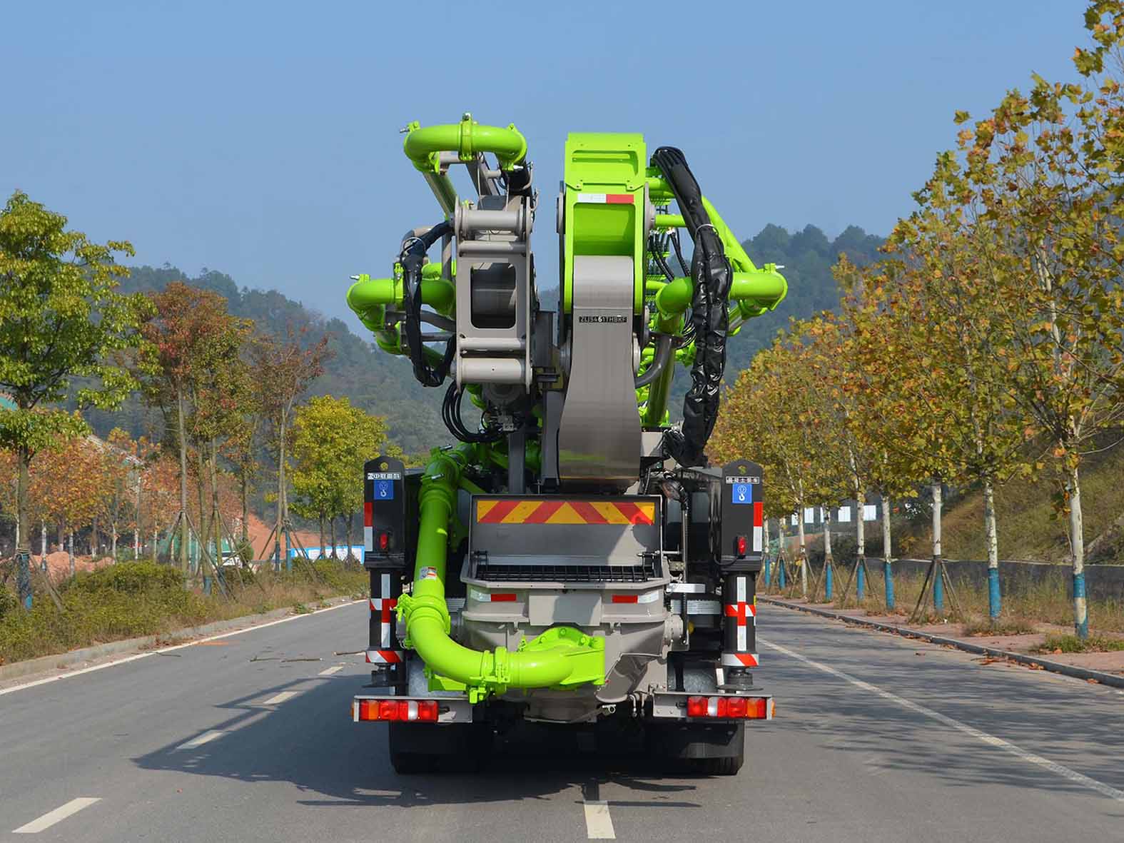 中聯(lián)牌ZLJ5461THBKF混凝土泵車公告圖片