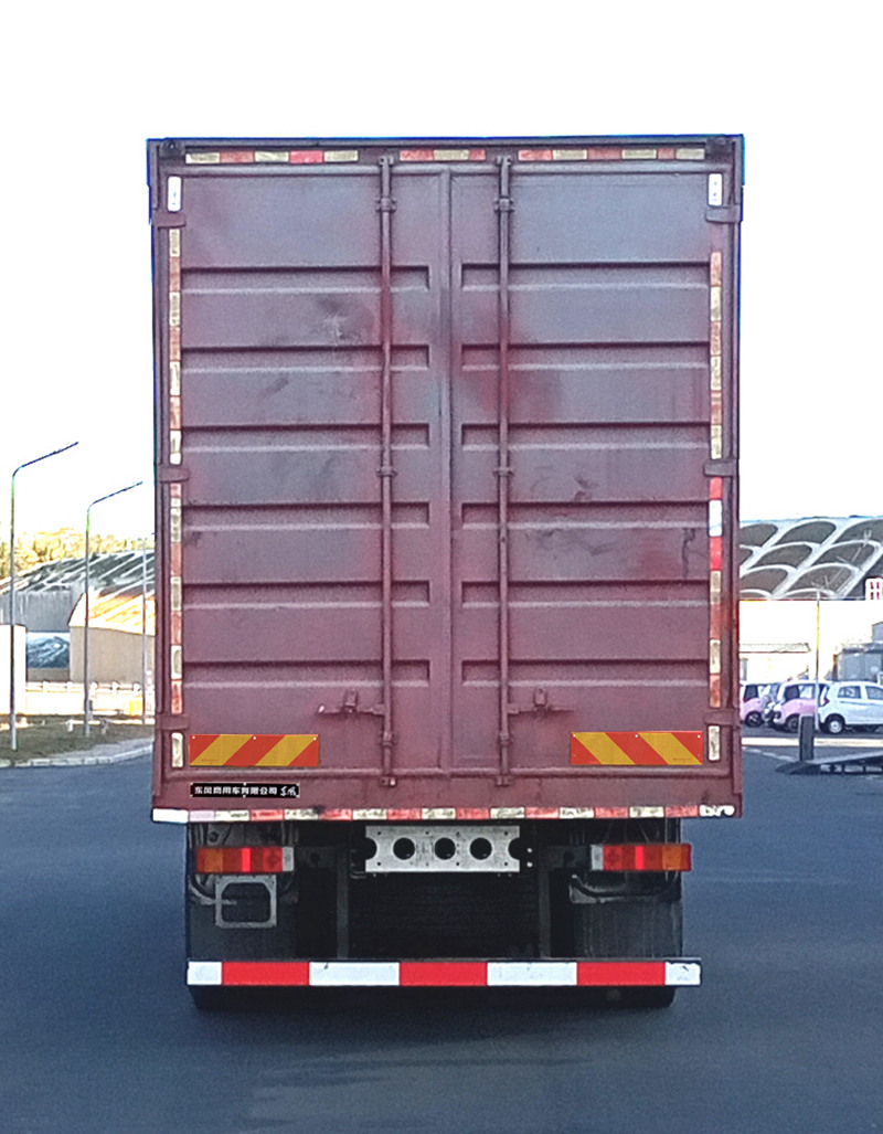東風(fēng)牌DFH5320XXYC廂式運(yùn)輸車公告圖片