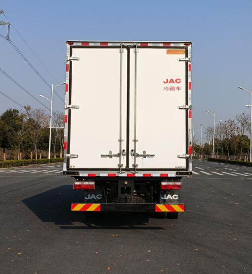 江淮牌HFC5180XLCP41K1D3S-1冷藏車(chē)公告圖片