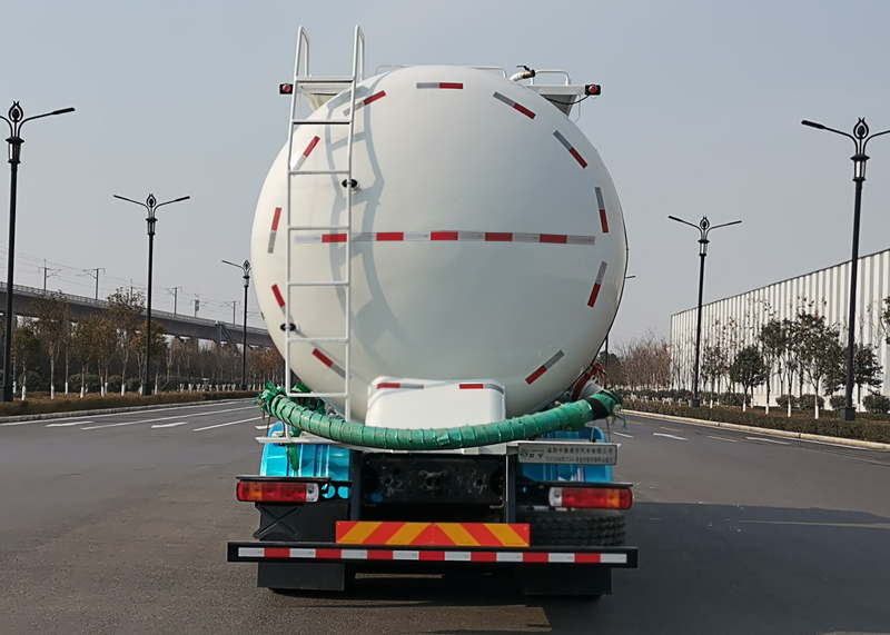 凌宇牌CLY5319GFLBJ6A低密度粉粒物料運(yùn)輸車公告圖片