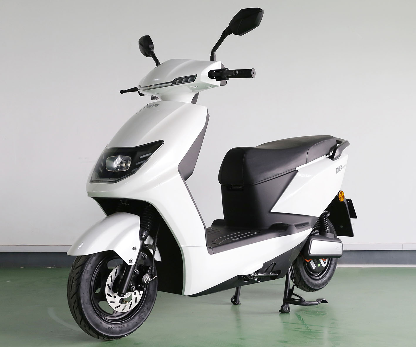 新日牌XR1200DT-3L电动两轮摩托车公告图片