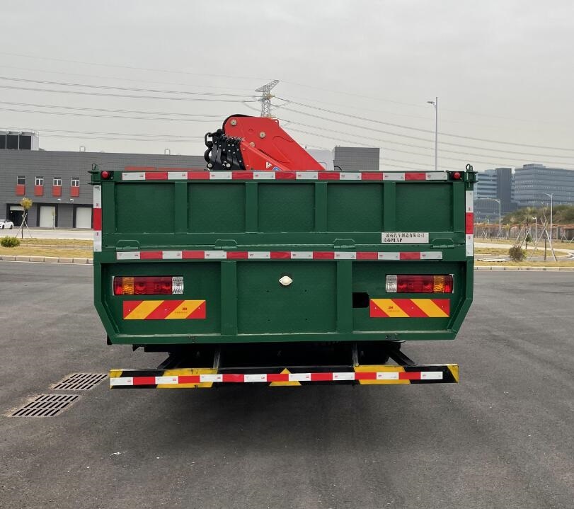 凌揚牌LYP5251JSQ隨車起重運輸車公告圖片