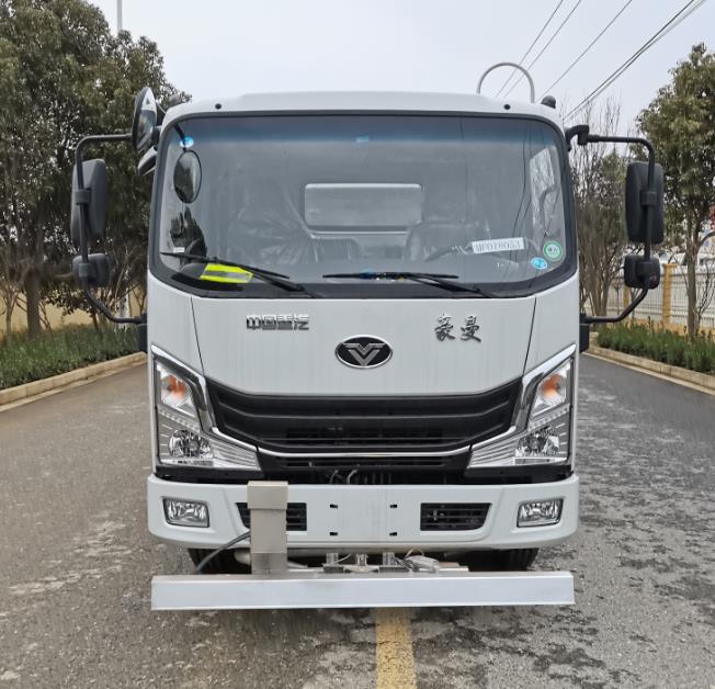浩天星運牌HTX5045TYHR6路面養(yǎng)護(hù)車公告圖片