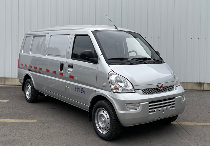 五菱牌LZW5024XXYEQUB廂式運(yùn)輸車公告圖片